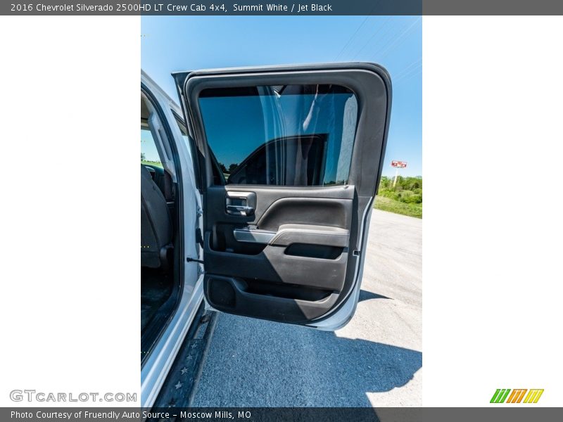 Summit White / Jet Black 2016 Chevrolet Silverado 2500HD LT Crew Cab 4x4