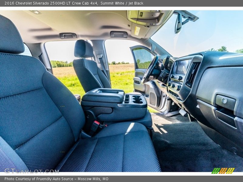 Summit White / Jet Black 2016 Chevrolet Silverado 2500HD LT Crew Cab 4x4