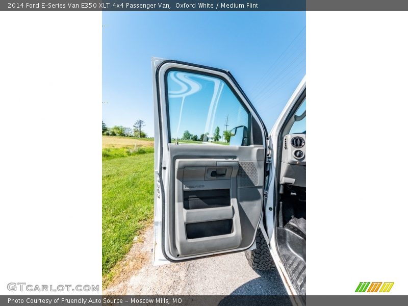 Oxford White / Medium Flint 2014 Ford E-Series Van E350 XLT 4x4 Passenger Van