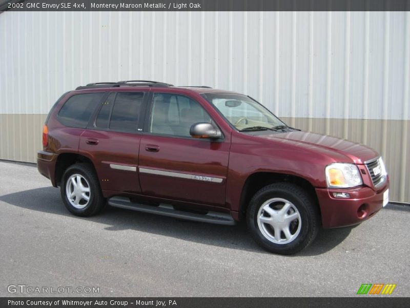 Monterey Maroon Metallic / Light Oak 2002 GMC Envoy SLE 4x4