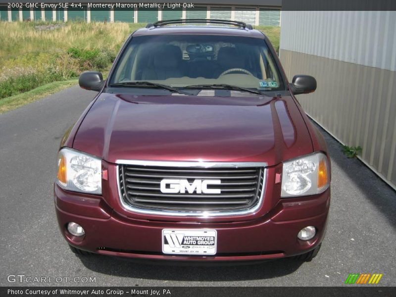 Monterey Maroon Metallic / Light Oak 2002 GMC Envoy SLE 4x4