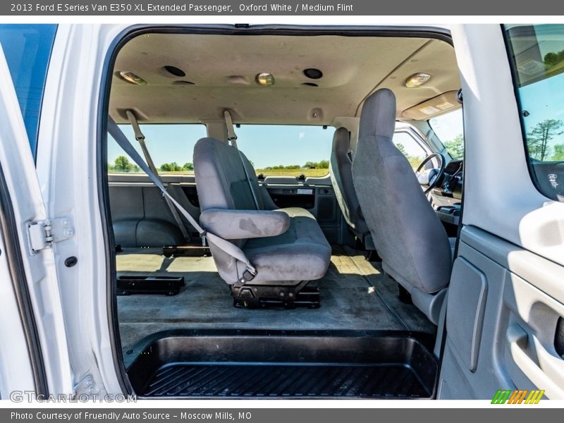 Oxford White / Medium Flint 2013 Ford E Series Van E350 XL Extended Passenger