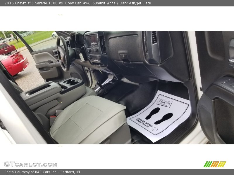 Summit White / Dark Ash/Jet Black 2016 Chevrolet Silverado 1500 WT Crew Cab 4x4