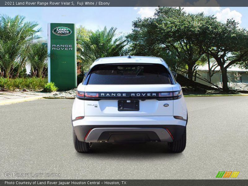 Fuji White / Ebony 2021 Land Rover Range Rover Velar S