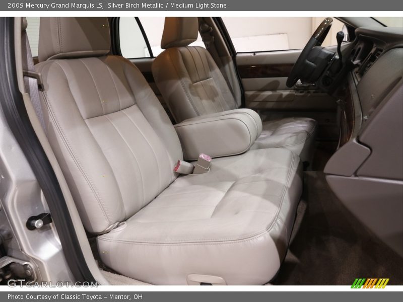 Silver Birch Metallic / Medium Light Stone 2009 Mercury Grand Marquis LS