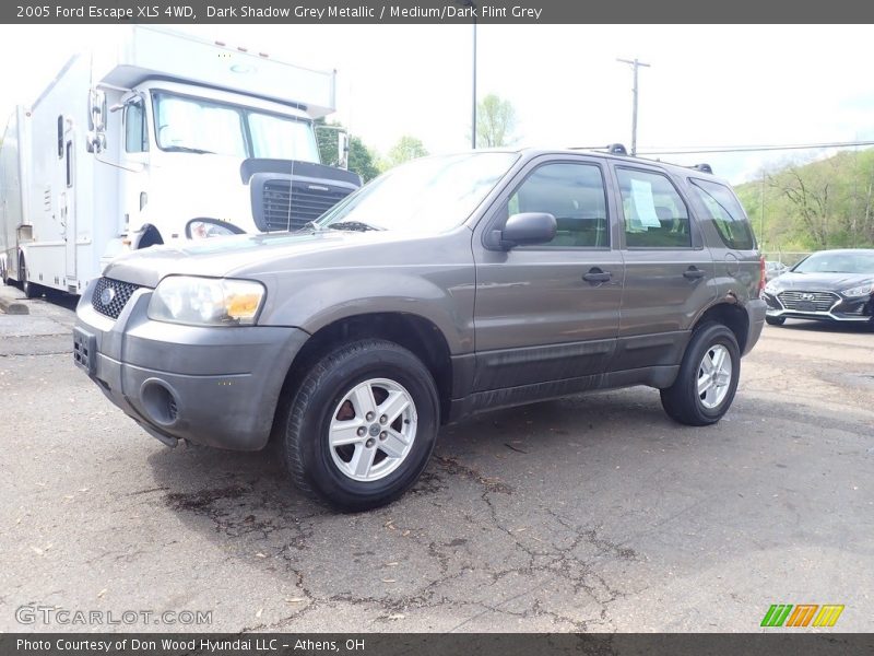 Dark Shadow Grey Metallic / Medium/Dark Flint Grey 2005 Ford Escape XLS 4WD