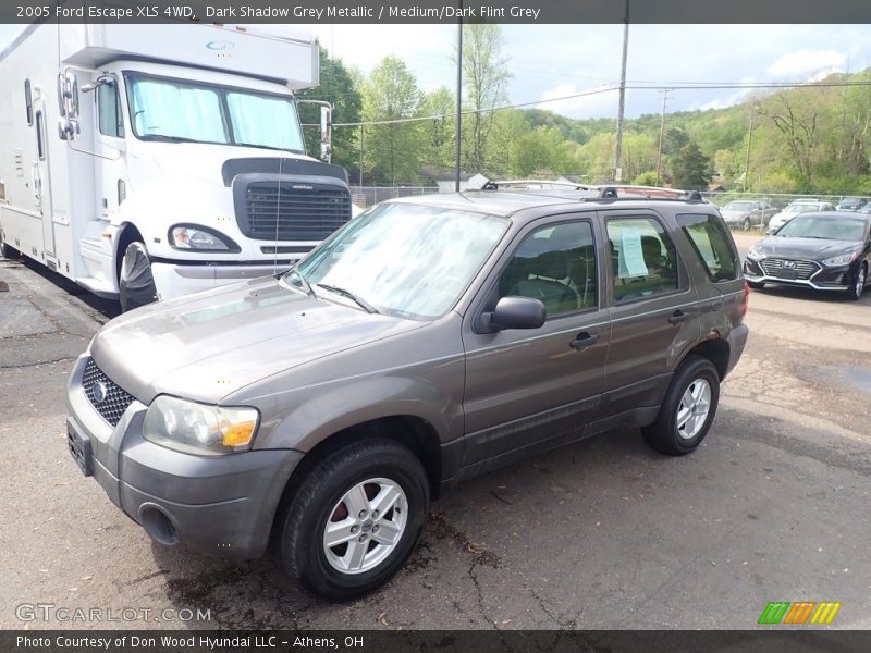 Dark Shadow Grey Metallic / Medium/Dark Flint Grey 2005 Ford Escape XLS 4WD