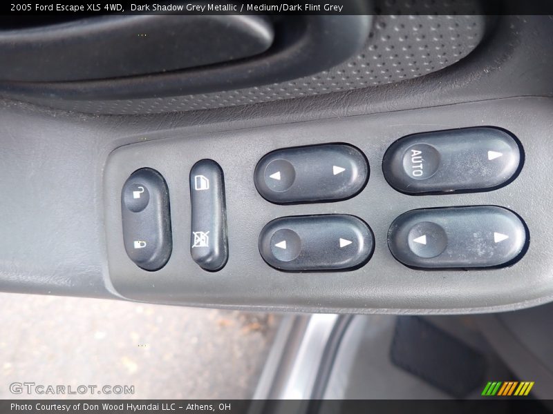 Dark Shadow Grey Metallic / Medium/Dark Flint Grey 2005 Ford Escape XLS 4WD