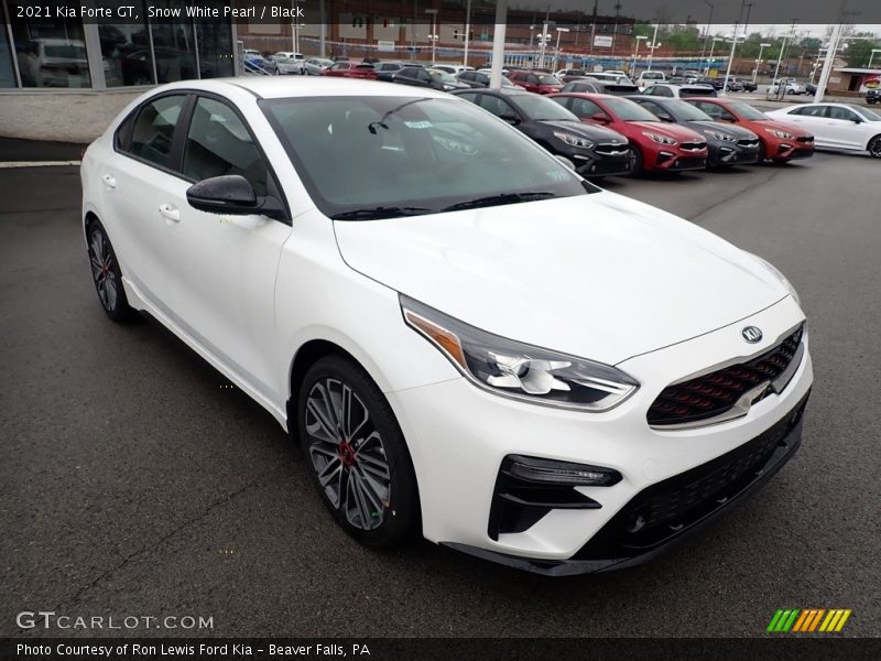 Snow White Pearl / Black 2021 Kia Forte GT