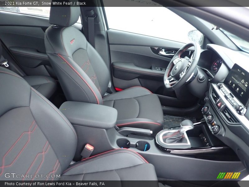 Snow White Pearl / Black 2021 Kia Forte GT