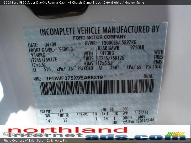 Oxford White / Medium Stone 2009 Ford F350 Super Duty XL Regular Cab 4x4 Chassis Dump Truck