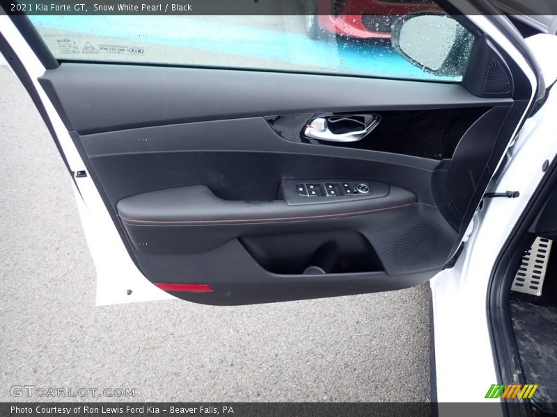 Snow White Pearl / Black 2021 Kia Forte GT