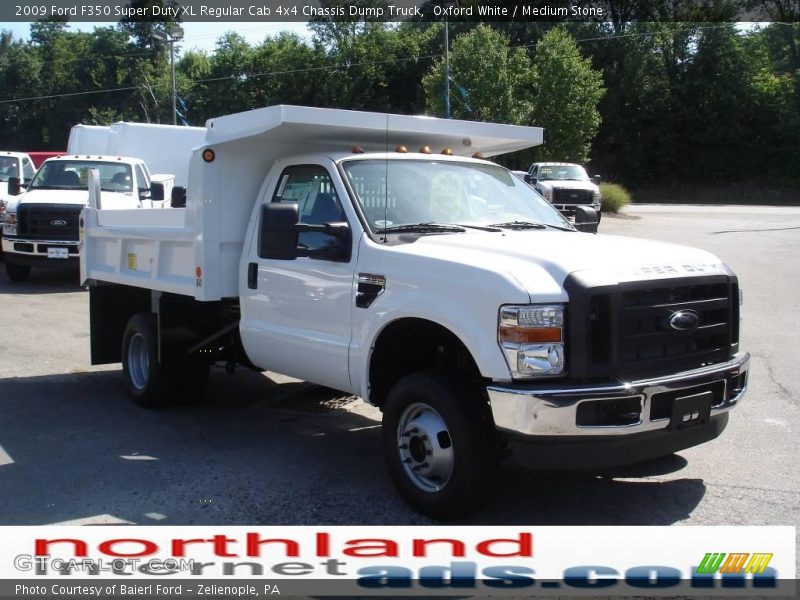 Oxford White / Medium Stone 2009 Ford F350 Super Duty XL Regular Cab 4x4 Chassis Dump Truck