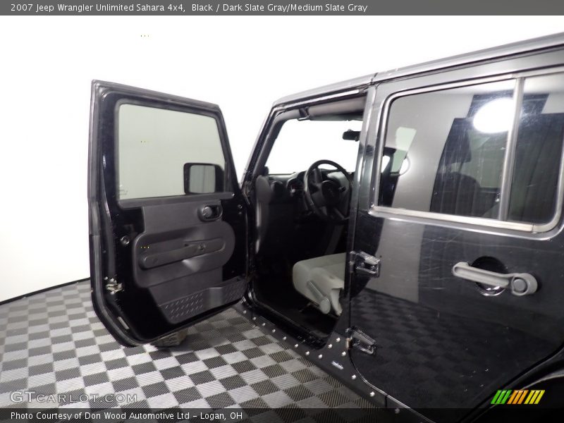 Black / Dark Slate Gray/Medium Slate Gray 2007 Jeep Wrangler Unlimited Sahara 4x4