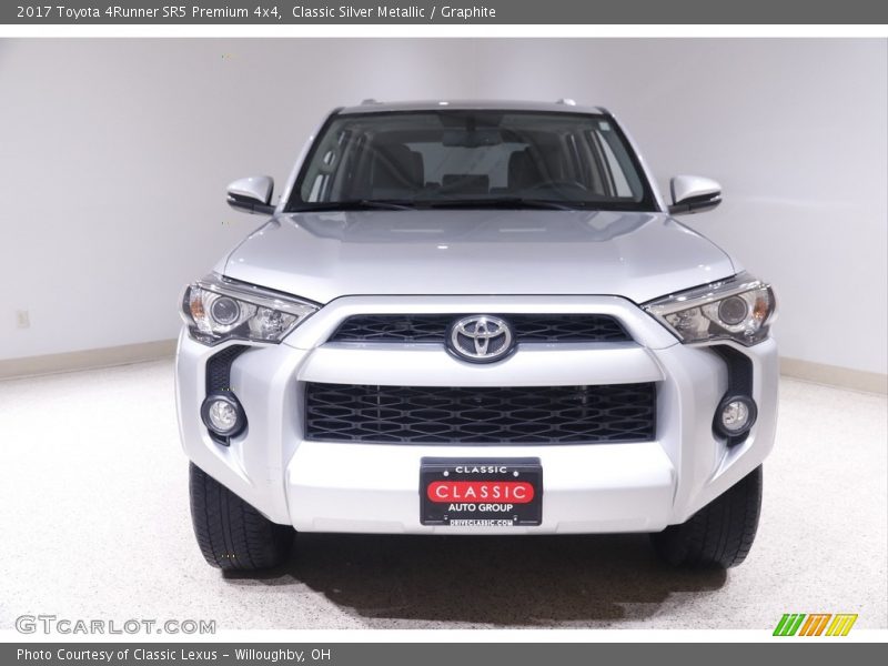 Classic Silver Metallic / Graphite 2017 Toyota 4Runner SR5 Premium 4x4