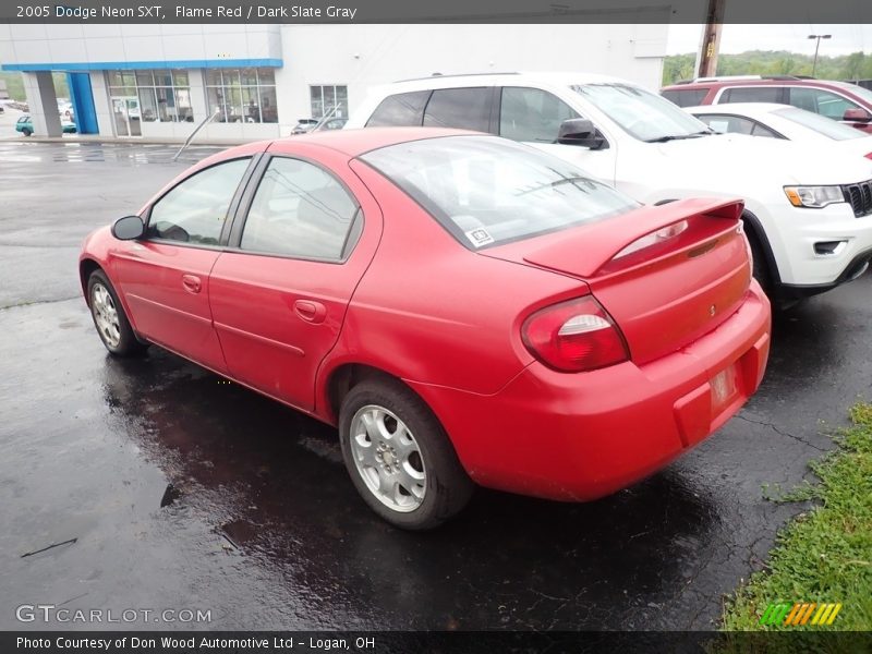 Flame Red / Dark Slate Gray 2005 Dodge Neon SXT