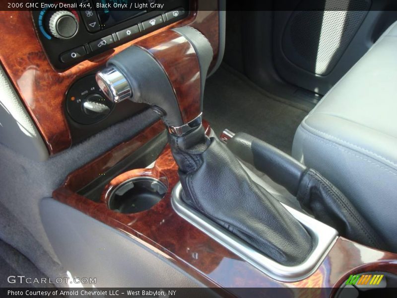 Black Onyx / Light Gray 2006 GMC Envoy Denali 4x4