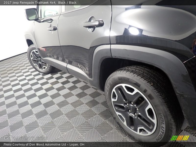 Black / Black 2017 Jeep Renegade Trailhawk 4x4