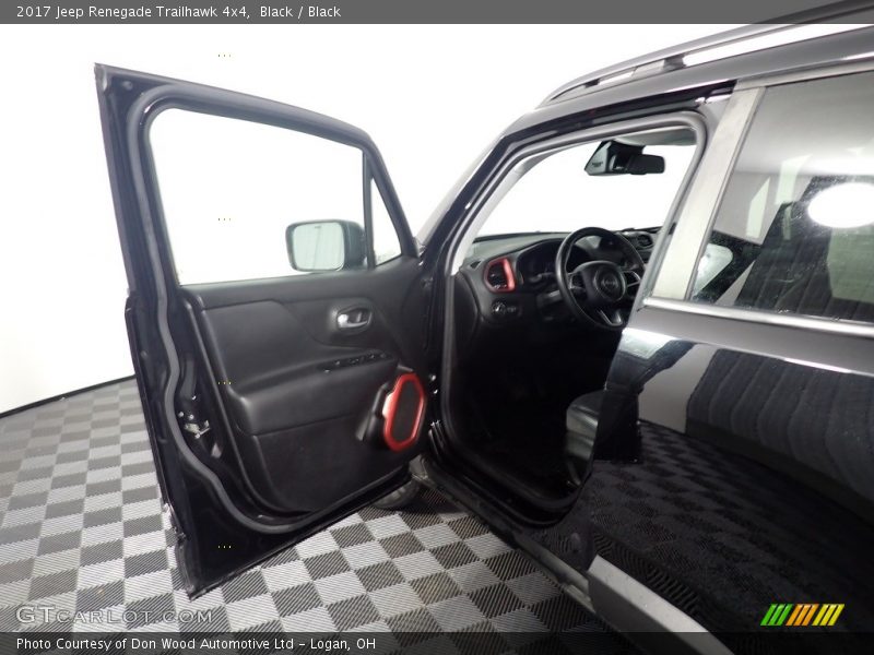 Black / Black 2017 Jeep Renegade Trailhawk 4x4