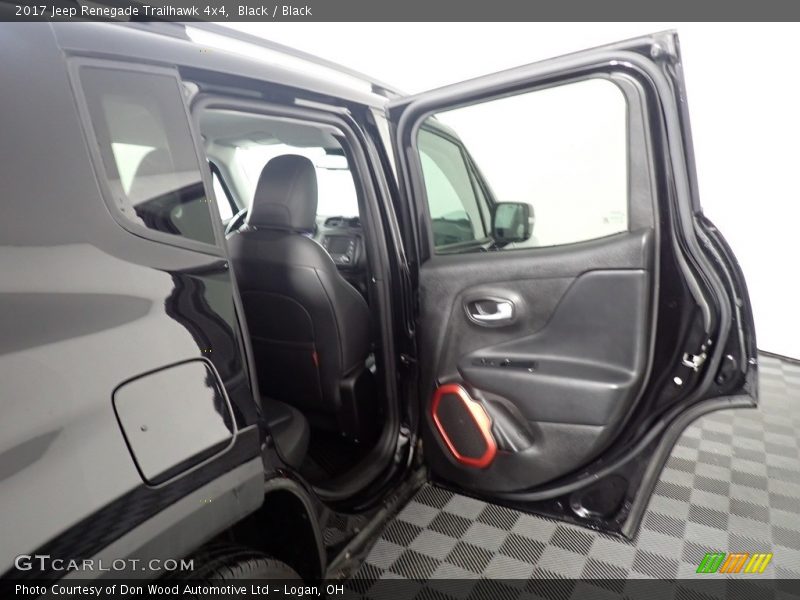 Black / Black 2017 Jeep Renegade Trailhawk 4x4