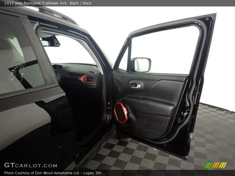 Black / Black 2017 Jeep Renegade Trailhawk 4x4
