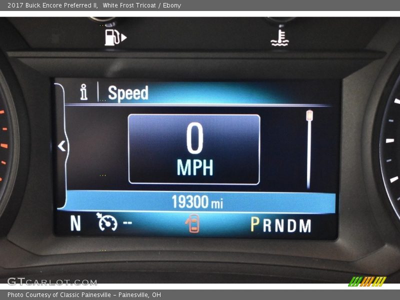 White Frost Tricoat / Ebony 2017 Buick Encore Preferred II