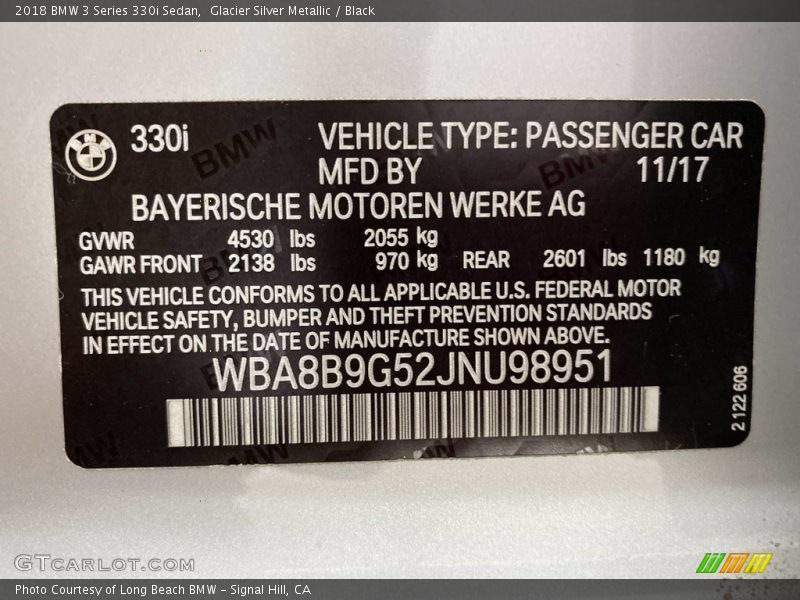 Glacier Silver Metallic / Black 2018 BMW 3 Series 330i Sedan