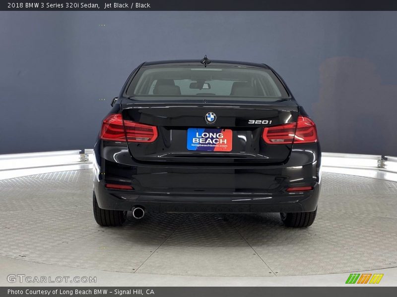 Jet Black / Black 2018 BMW 3 Series 320i Sedan