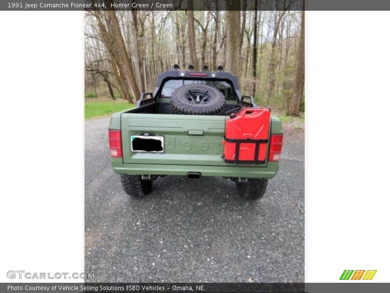 Hunter Green / Green 1991 Jeep Comanche Pioneer 4x4
