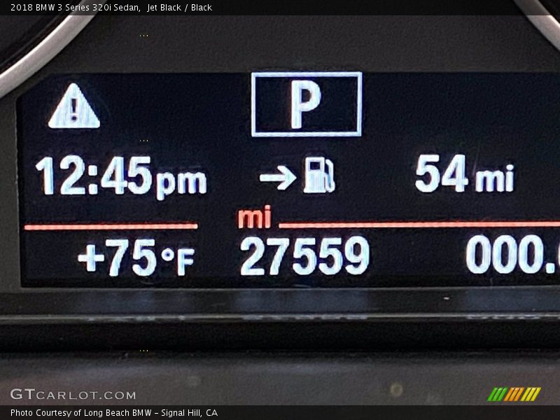 Jet Black / Black 2018 BMW 3 Series 320i Sedan