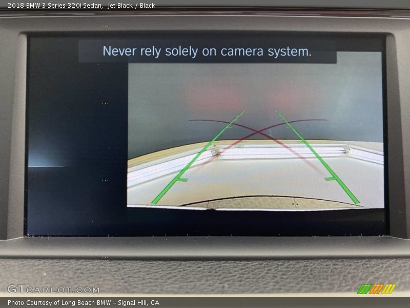 Jet Black / Black 2018 BMW 3 Series 320i Sedan