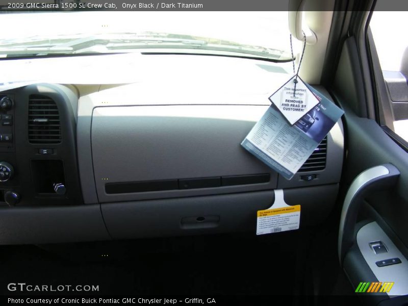 Onyx Black / Dark Titanium 2009 GMC Sierra 1500 SL Crew Cab
