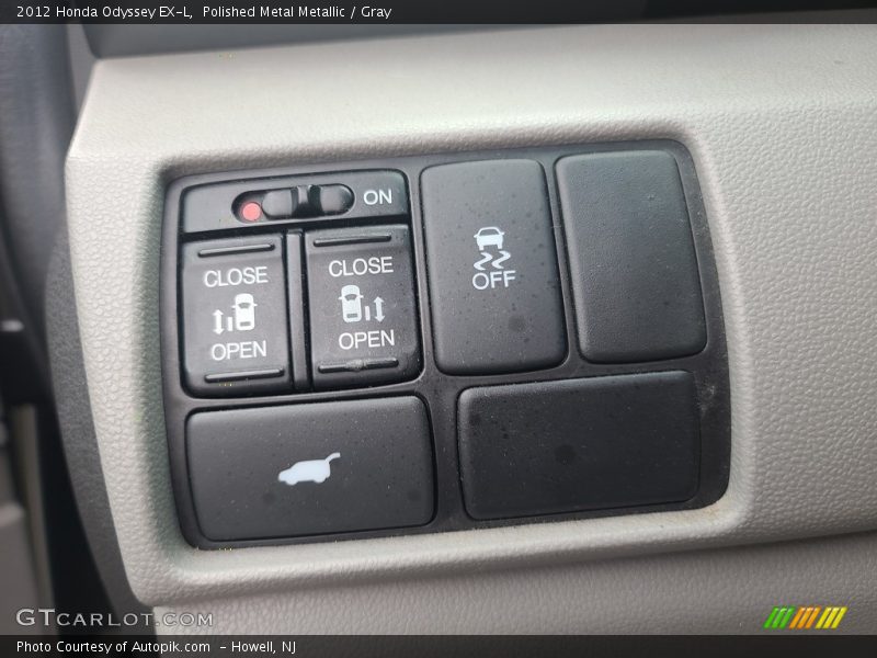 Polished Metal Metallic / Gray 2012 Honda Odyssey EX-L