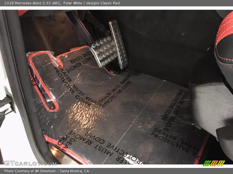 Polar White / designo Classic Red 2018 Mercedes-Benz G 63 AMG