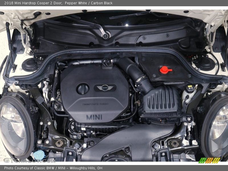 Pepper White / Carbon Black 2018 Mini Hardtop Cooper 2 Door