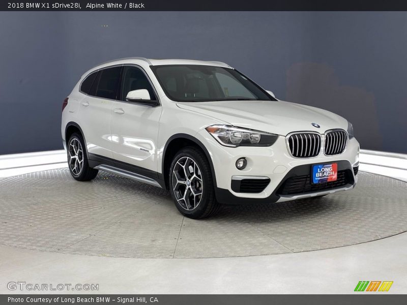 Alpine White / Black 2018 BMW X1 sDrive28i