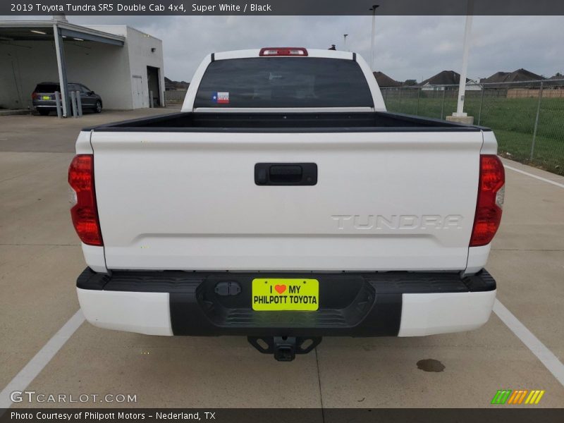 Super White / Black 2019 Toyota Tundra SR5 Double Cab 4x4