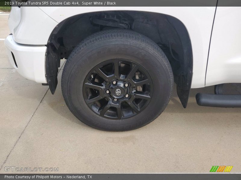 Super White / Black 2019 Toyota Tundra SR5 Double Cab 4x4