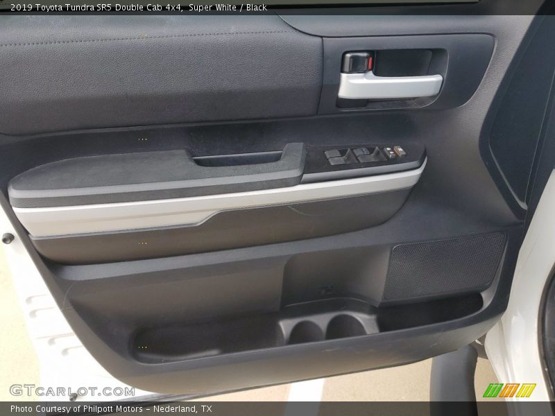 Super White / Black 2019 Toyota Tundra SR5 Double Cab 4x4