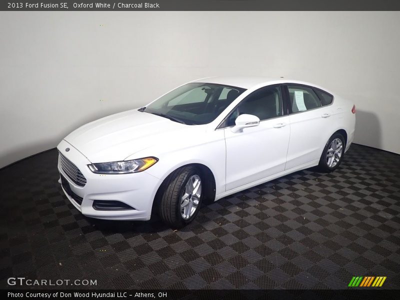 Oxford White / Charcoal Black 2013 Ford Fusion SE