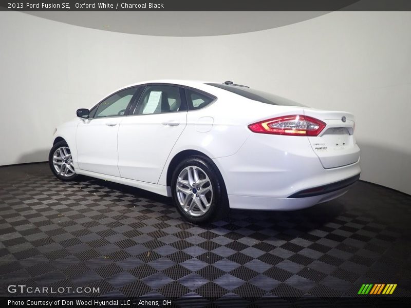 Oxford White / Charcoal Black 2013 Ford Fusion SE