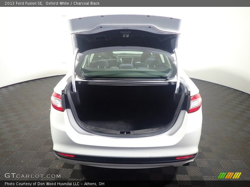 Oxford White / Charcoal Black 2013 Ford Fusion SE