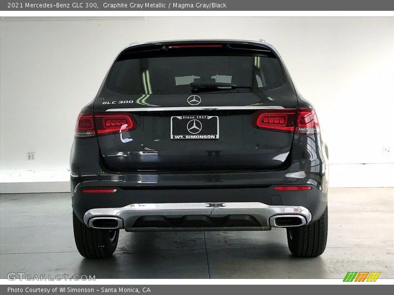 Graphite Gray Metallic / Magma Gray/Black 2021 Mercedes-Benz GLC 300