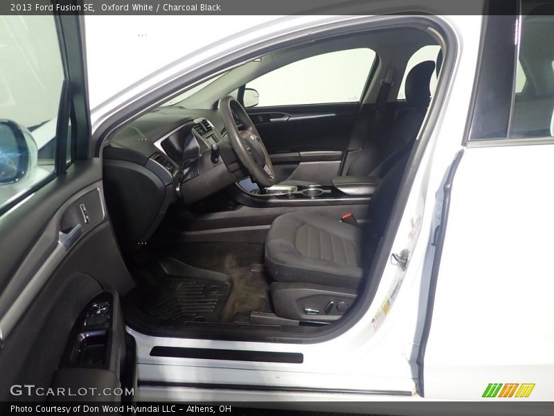 Oxford White / Charcoal Black 2013 Ford Fusion SE