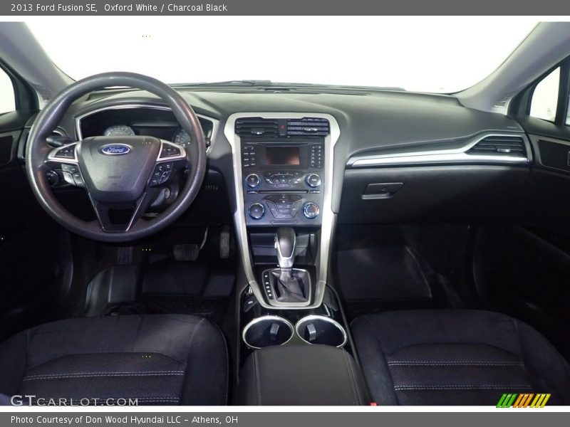 Oxford White / Charcoal Black 2013 Ford Fusion SE