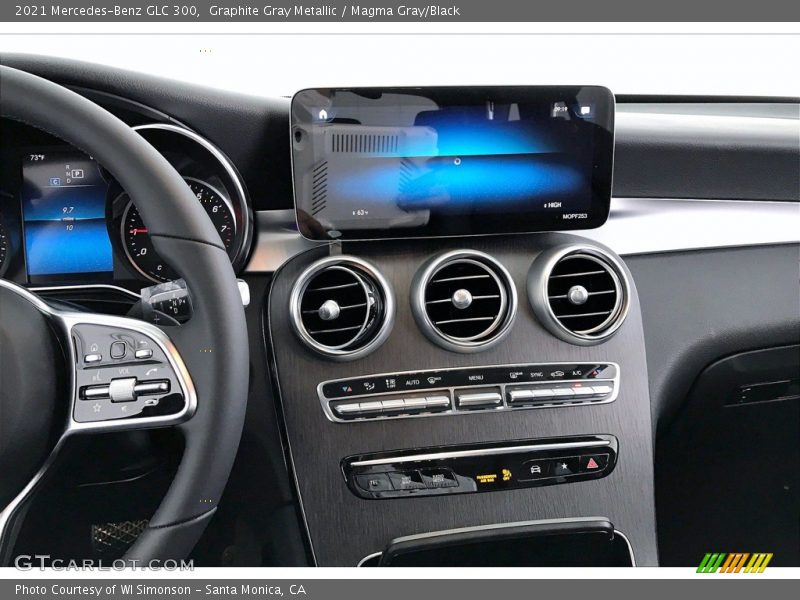 Graphite Gray Metallic / Magma Gray/Black 2021 Mercedes-Benz GLC 300