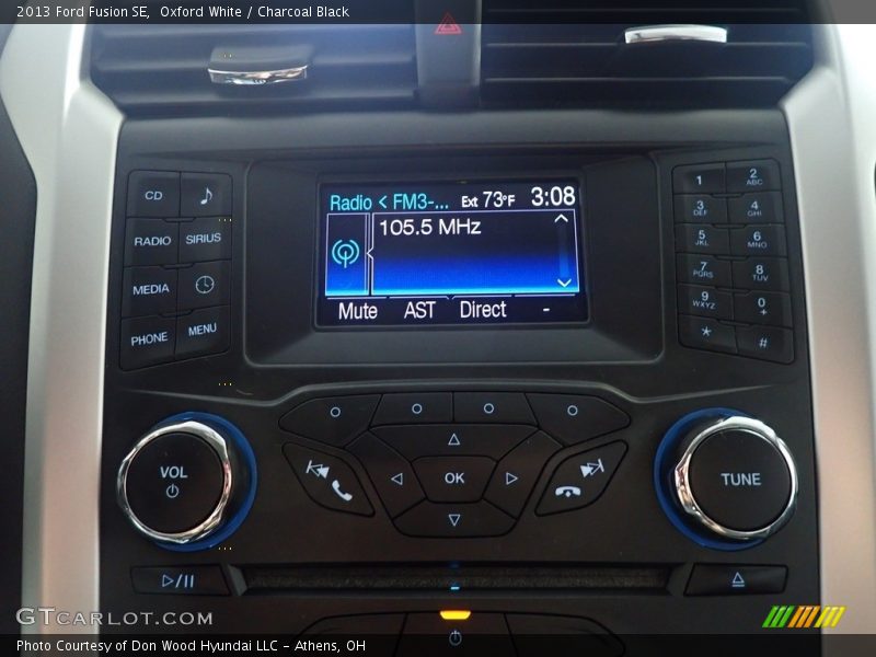 Oxford White / Charcoal Black 2013 Ford Fusion SE