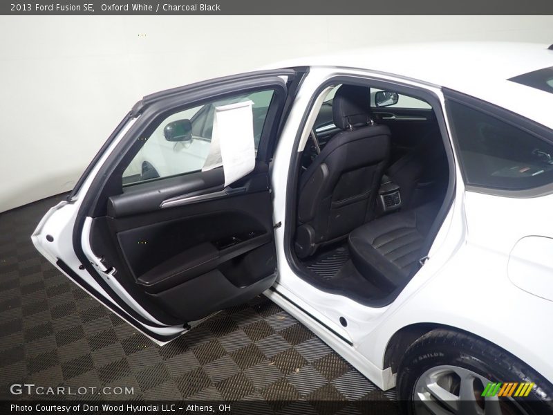 Oxford White / Charcoal Black 2013 Ford Fusion SE