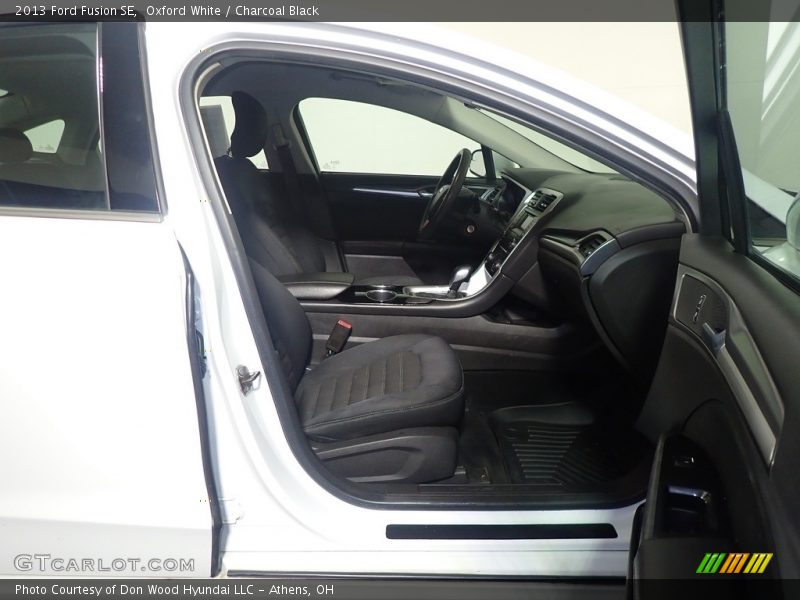 Oxford White / Charcoal Black 2013 Ford Fusion SE