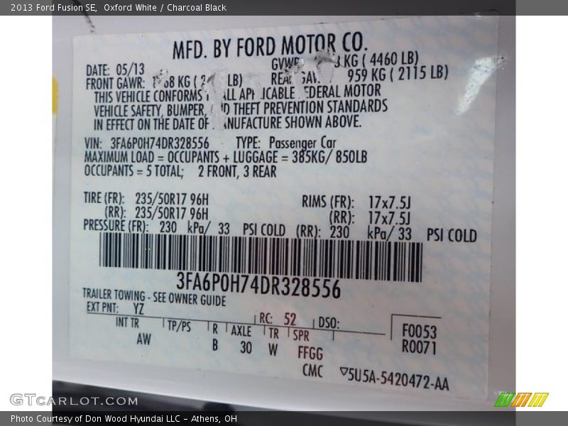 Oxford White / Charcoal Black 2013 Ford Fusion SE